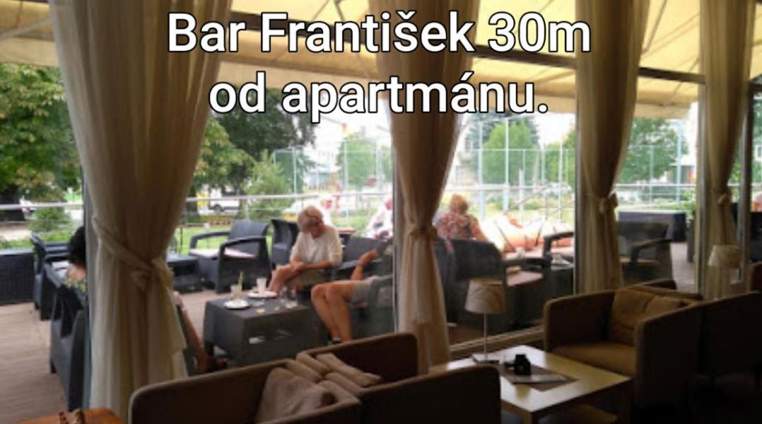 Apartmany Centro & Jacuzzi Piest'any Dış mekan fotoğraf