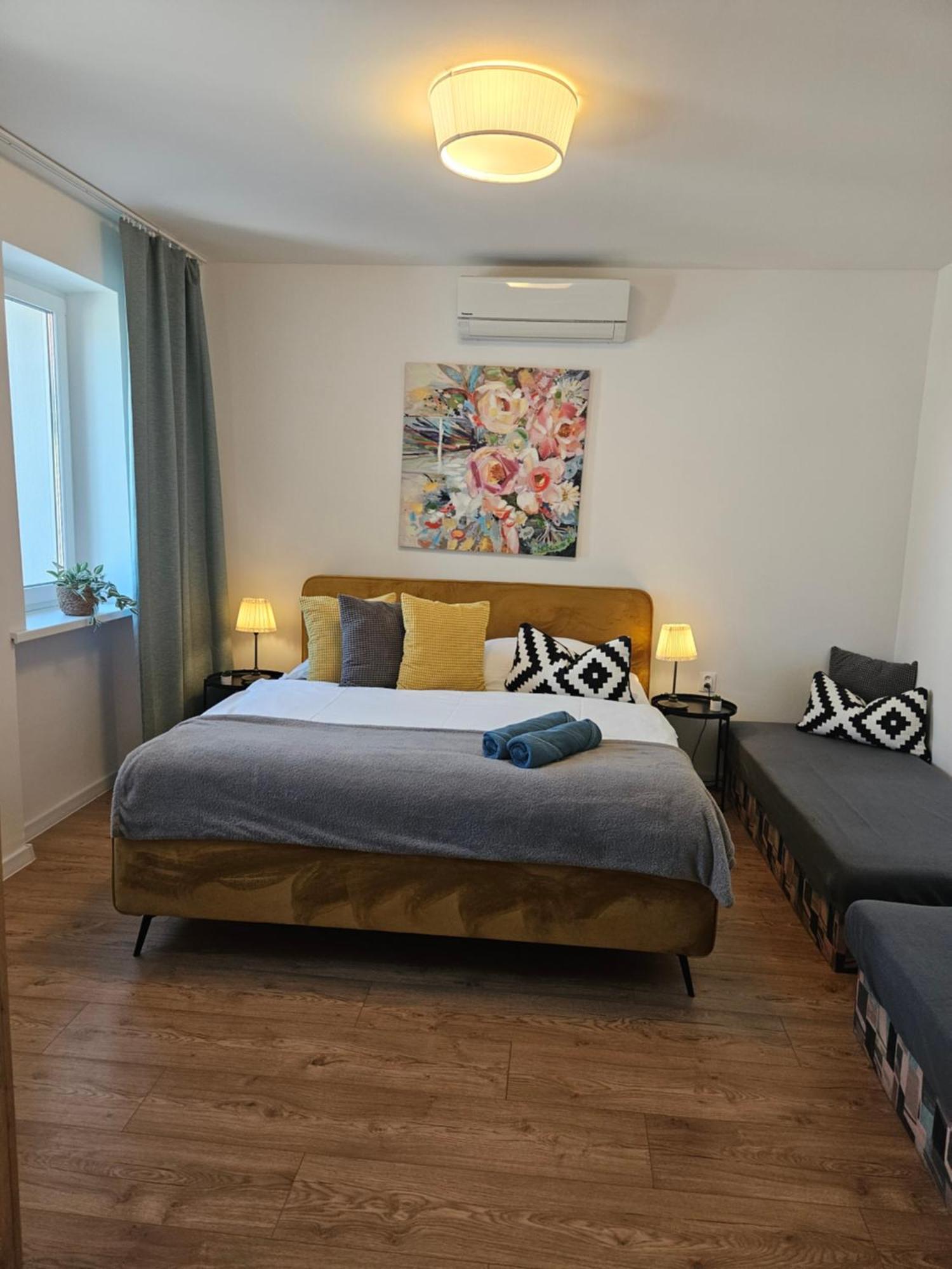 Apartmany Centro & Jacuzzi Piest'any Dış mekan fotoğraf