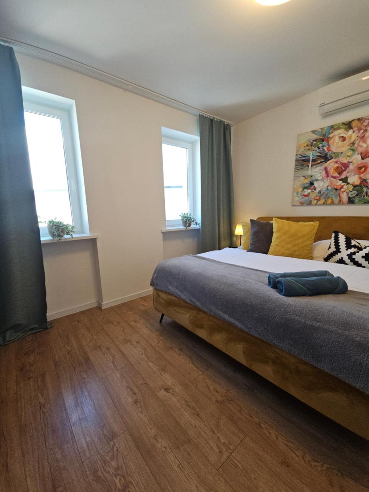 Apartmany Centro & Jacuzzi Piest'any Dış mekan fotoğraf